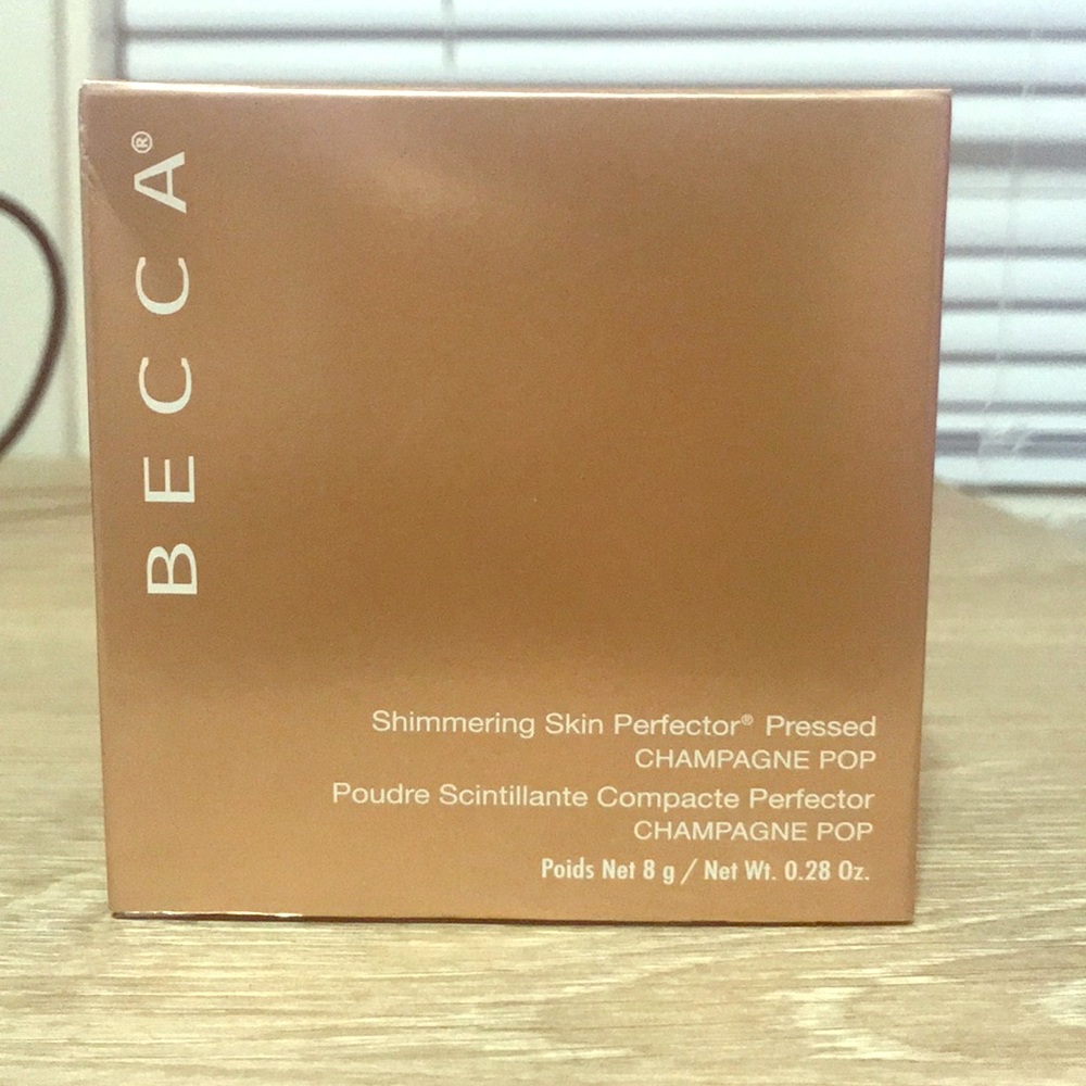 NWT Becca highlighter